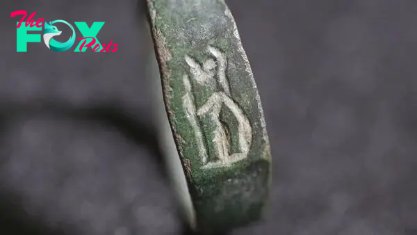 1,800-year-old ring depicting Roman goddess discovered by ancient quarry in Israel