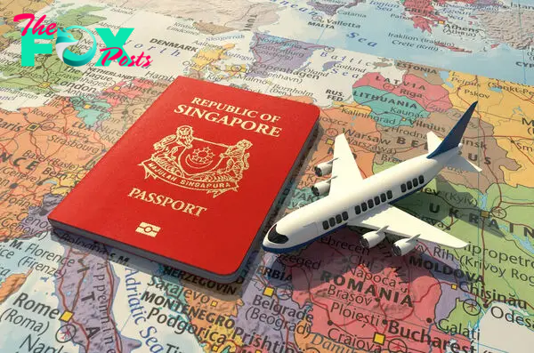 Singapore Recrowned World’s Most Powerful Passport Title in 2024 Update