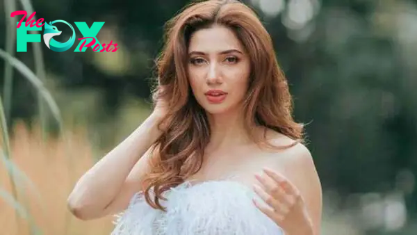 WATCH: Actress Mahira Khan shares childhood memory of grandmother's reaction to 'yaar'