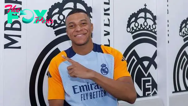 Why isn’t Mbappé playing in El Clásico friendly match against Barcelona today?