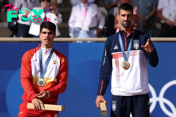 How much money does Djokovic and Alcaraz win for Olympics tennis gold and silver medals in Paris 2024?