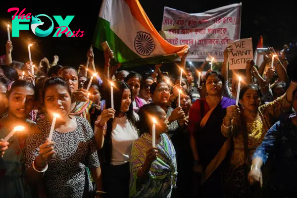 Tens of Thousands of Women Protest on India’s Independence Day After Murder of Medic