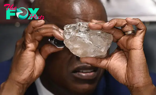 Biggest Diamond in Over a Century Is Found in Botswana at a Whopping 2,492 Carats