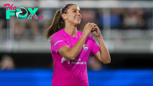 USWNT's Alex Morgan announces retirement: Caitlin Clark, Mia Hamm and the best social media reactions