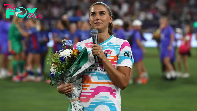 USWNT legend Alex Morgan says goodbye in an eventful 13 minute cameo sendoff for San Diego Wave FC