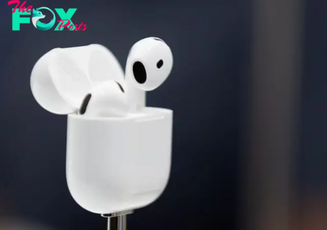 Apple’s AirPods Pro hearing aid software gets FDA approval