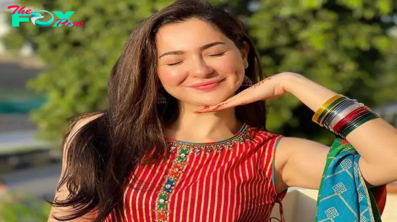 Hania Aamir marks 8 years in showbiz with heartfelt Instagram throwback