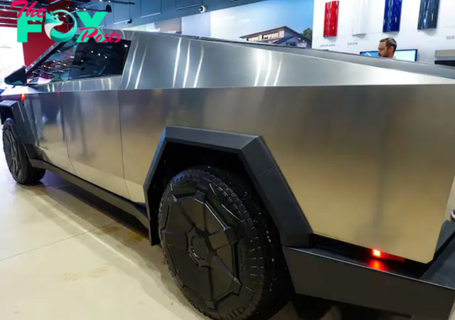 Tesla Cybertruck tires barely last 6,000 miles