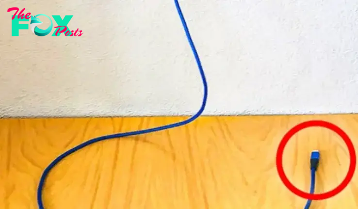 Never leave a charger in an outlet without your phone: I’ll expose the three major reasons