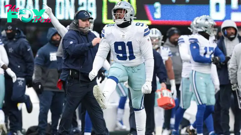 Who is Carlos Watkins, the defensive tackle the Cowboys signed to replace Jordan Phillips?