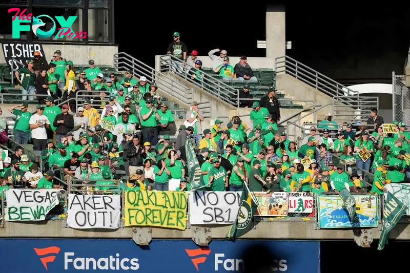 Why can’t Oakland hang onto a professional sports franchise?