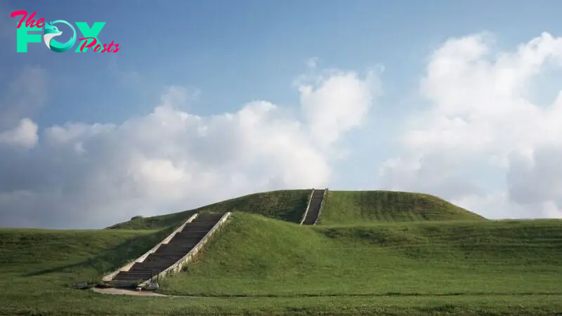 Cahokia: One of the 1st cities in North America