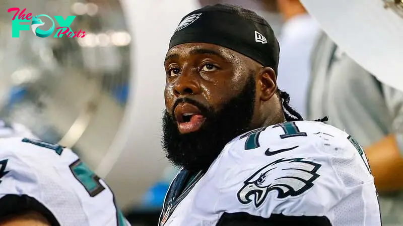 Who is the Seattle Seahawks offensive tackle Jason Peters the NFL’s new oldest active player?