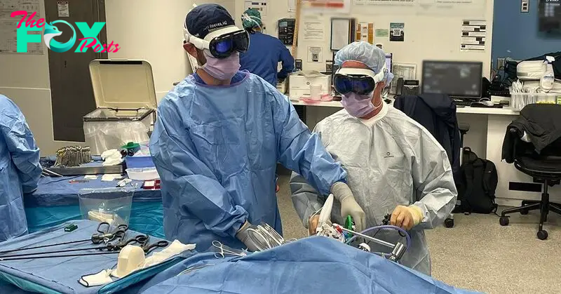 Why Surgeons Are Wearing The Apple Vision Pro In Operating Rooms