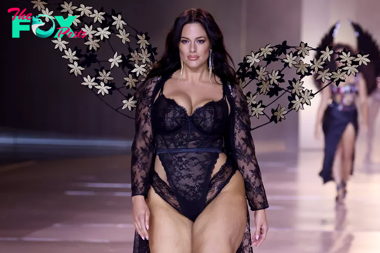 Ashley Graham Reveals She “Hesitated” When Asked to Walk in the Victoria’s Secret Fashion Show: Here’s Why.Linh