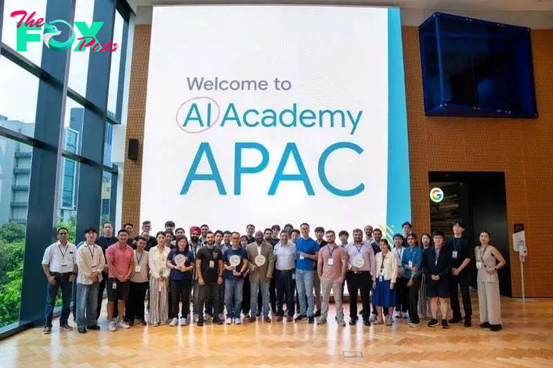 Google selects two Pakistani startups for first AI Academy in APAC