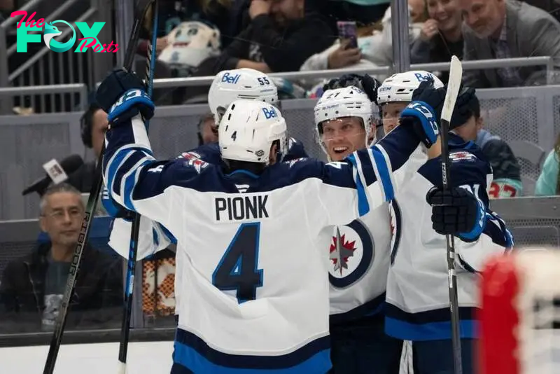 Winnipeg Jets vs. Calgary Flames odds, tips and betting trends - October 26, 2024