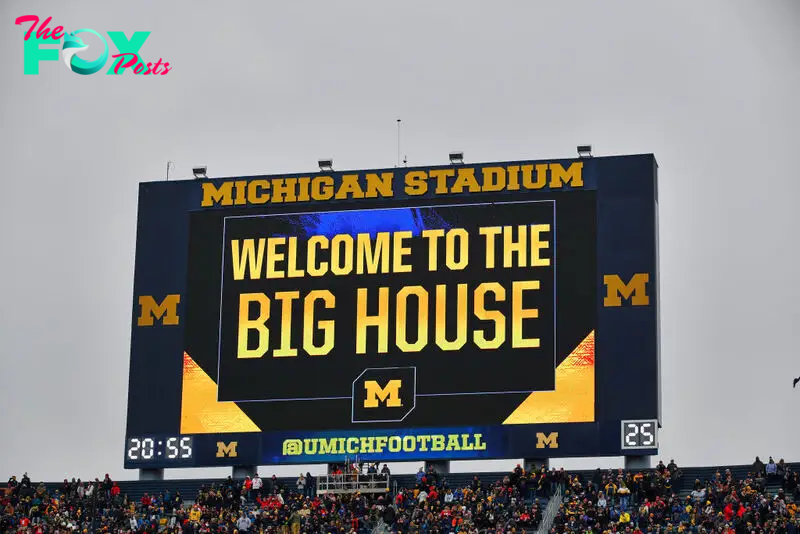 The Story Behind James Earl Jones’ Narration of the Opening Video at Michigan Football Games