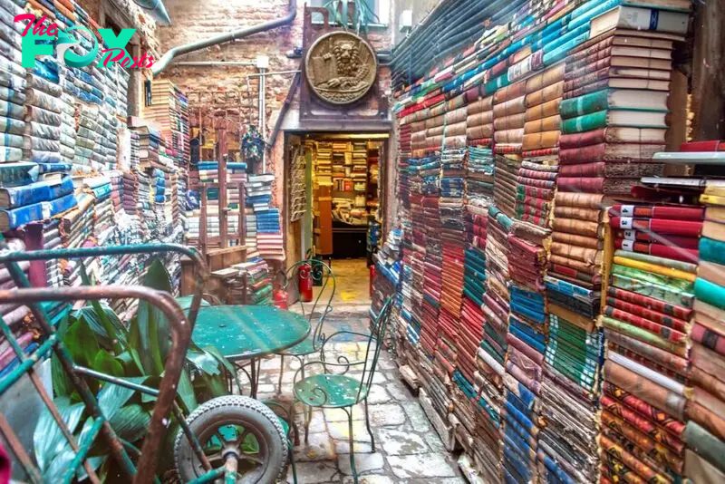 12 Most Beautiful Bookstores in the World