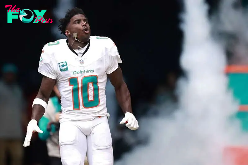 Is Tyreek Hill playing for the Dolphins against the Rams on Monday Night Football?