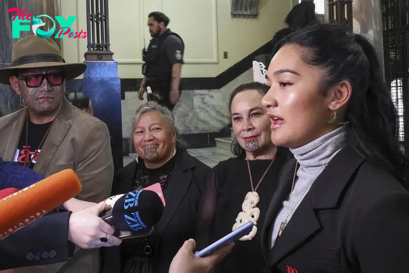 Māori Lawmakers in New Zealand Disrupt Parliament With Protest ‘Haka’